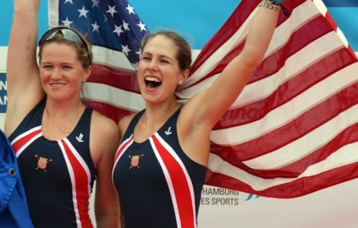 Meghan Galloway, left, and Liliane Lindysa on the medal podium in Hamburg.