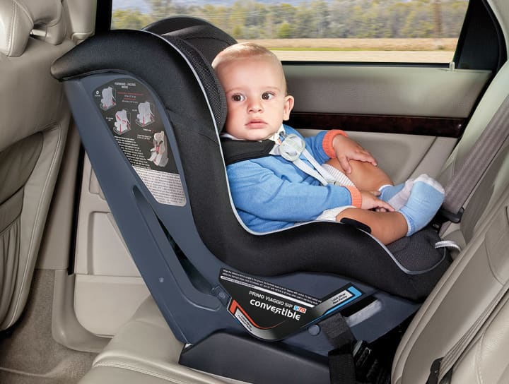 The Fairfield Police Department is offering car seat safety checks and installations by appointment.