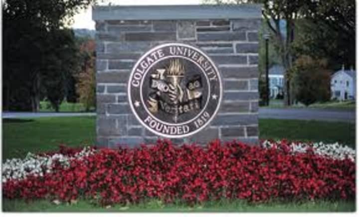 Two Pleasantville residents have received dean&#x27;s awards from Colgate University.