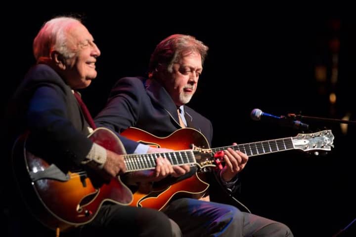 Jazz guitar duo Bucky Pizzarelli and Ed Laub.