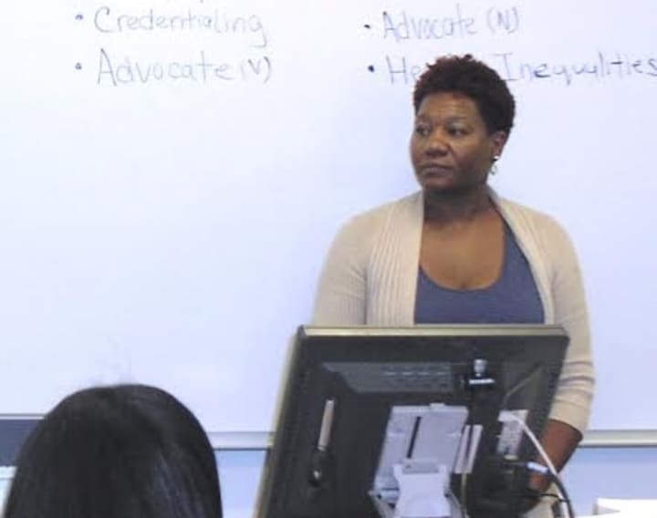 Bridgeports Loretta Ebron is teaching a popular new course to train community health workers.