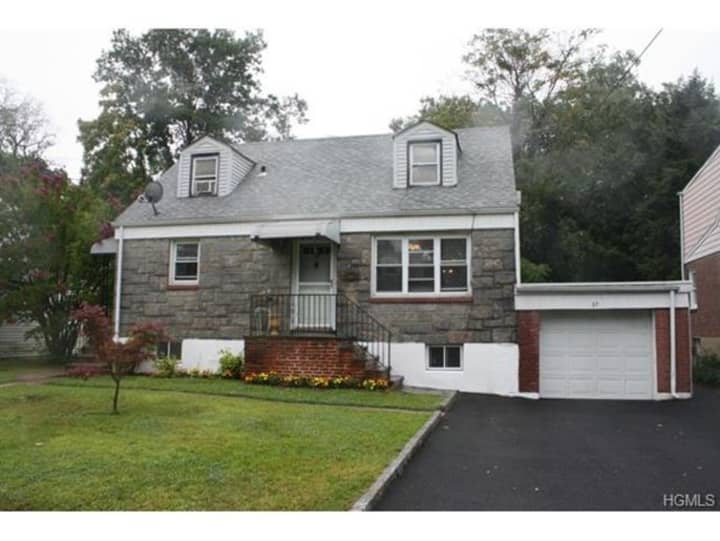 37 Thurton Place, Yonkers