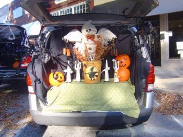 Trunk or Treat will be held at Union Memorial Church in Stamford on Saturday.
