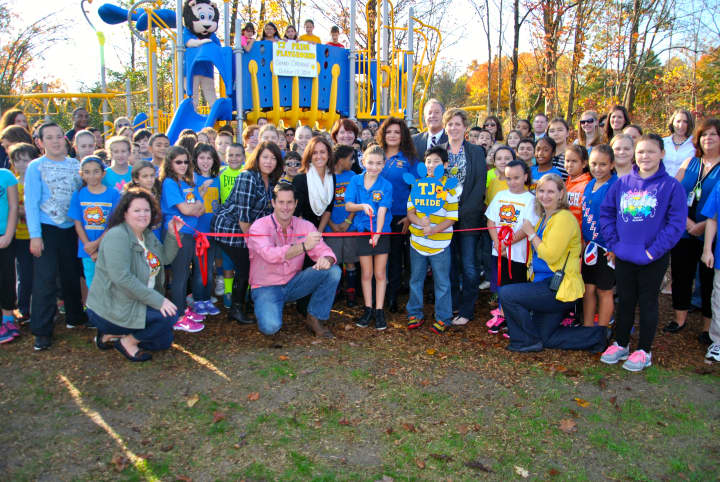 State Sen. Greg Ball as well as students and faculty from Thomas Jefferson Elementary unveiled a new playground. 