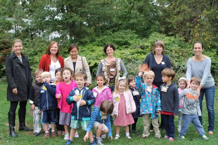 The Chapel School&#x27;s preschool celebrates autumn and talks a walk to observe the leaves and fall foliage. 