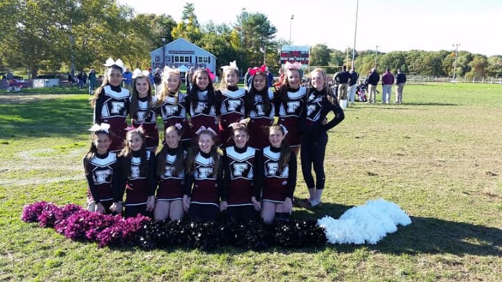 Fairfield Giants cheerleaders are soliciting donations for their trip to Florida in December for a national competition.