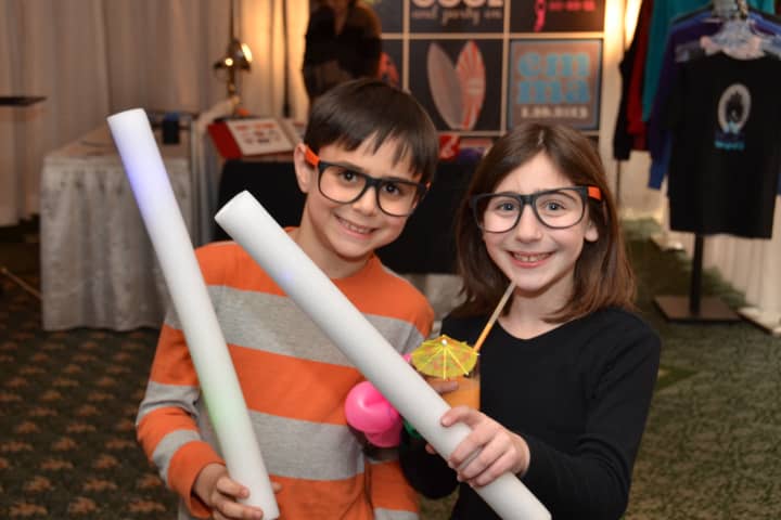 A party showcase for adults and teens planning Bar and Bat Mitzvahs is scheduled to come to the Westchester Marriott in Tarrytown on Sunday, Nov. 23.