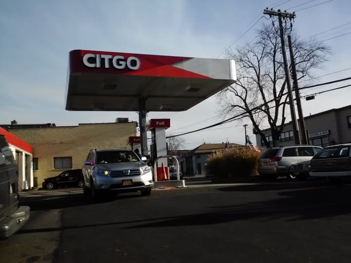  Before the weekend begins, find out where the best gas prices are in the Greenburgh, Hartsdale, Edgemont, Tarrytown, Sleepy Hollow, Irvington and Rivertowns areas.
