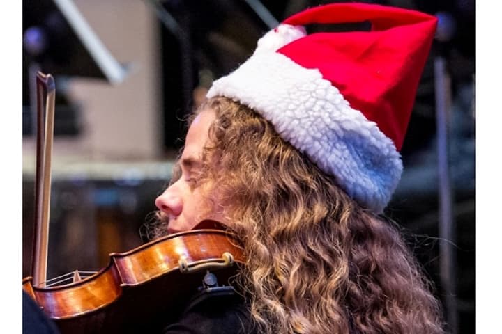 Join Friends of the Ridgefield Symphony Orchestra for the Holidays: Special Guests Share Musical Gifts with the Community