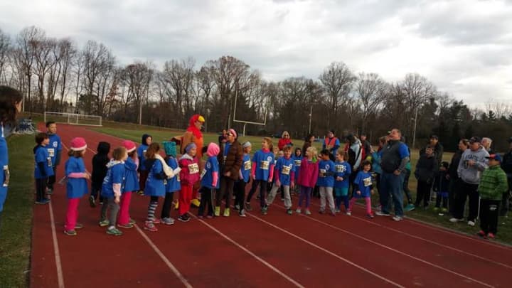 Mount Pleasant Education Foundation held its turkey trot and kids fun run on Sunday