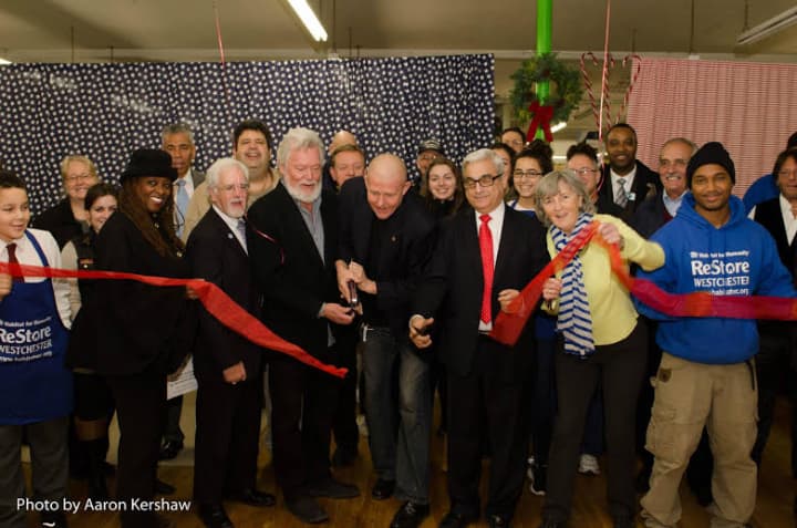 The New Rochelle Chamber of Commerce celebrated Westchester Habitat for Humanity&#x27;s new ReStore location.