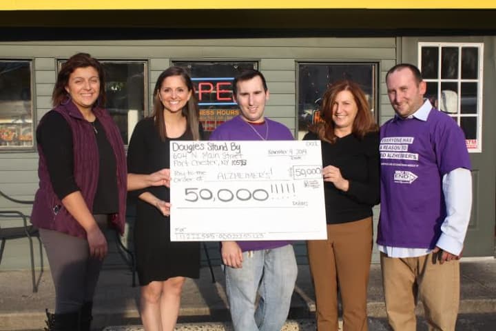 Eleonora Tornatore-Mikesh, CEO, Alzheimer&#x27;s Association CT Chapter; Lexi Rodriguez, Special Events Director, Alzheimer&#x27;s Association CT Chapter; members of the Zaccagnini family including Douglas; Barbara Brock and Steven