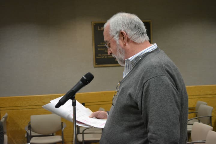 Resident William Devaney speaks at the New Castle Town Board&#x27;s Chappaqua Crossing meeting.