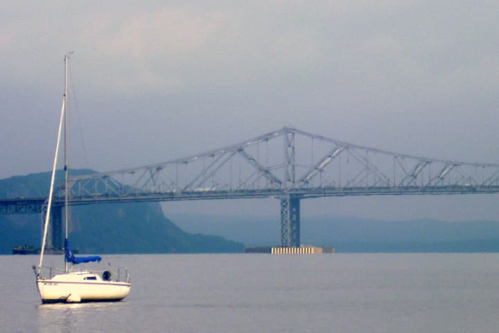 The recently released Tappan Zee Bridge final environmental impact statement says noise and air quality will be monitored during construction.