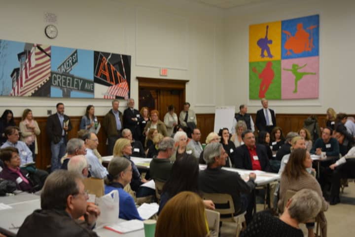 A public outreach session, held in May 2014, for New Castle&#x27;s master plan updating process.