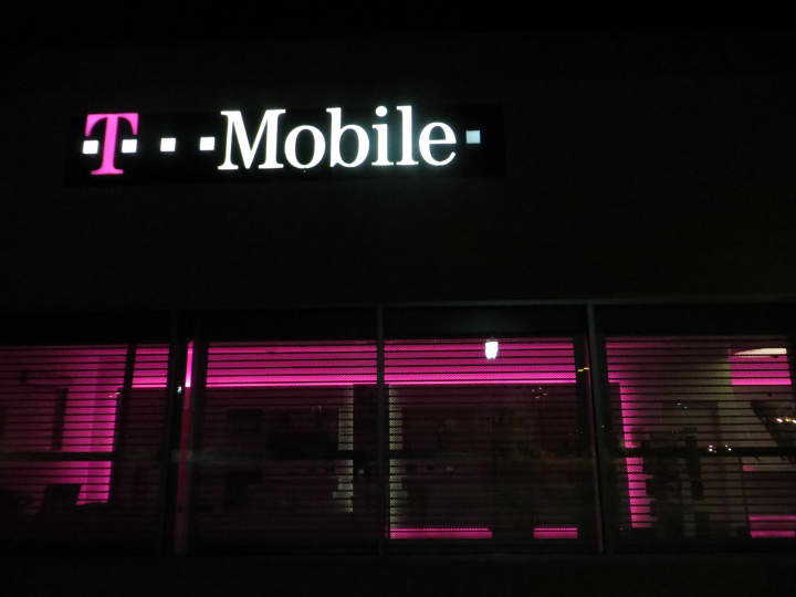 The Team-Mobile store at 1380 Boston Post Road, Mamaroneck, was the site of an attempted robbery Friday evening.