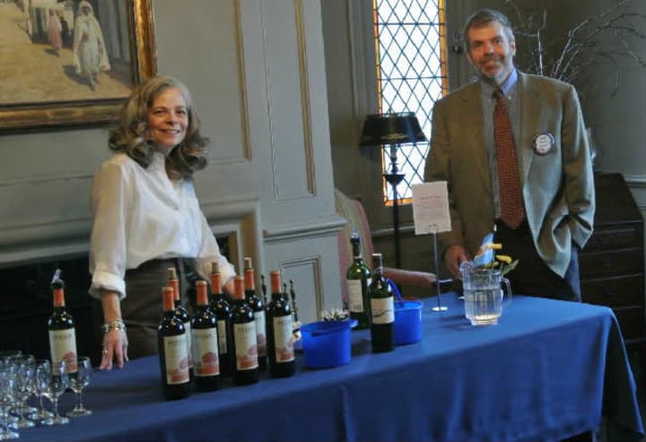 Nancy and Doug Metz at the 2014 food and wine tasting.