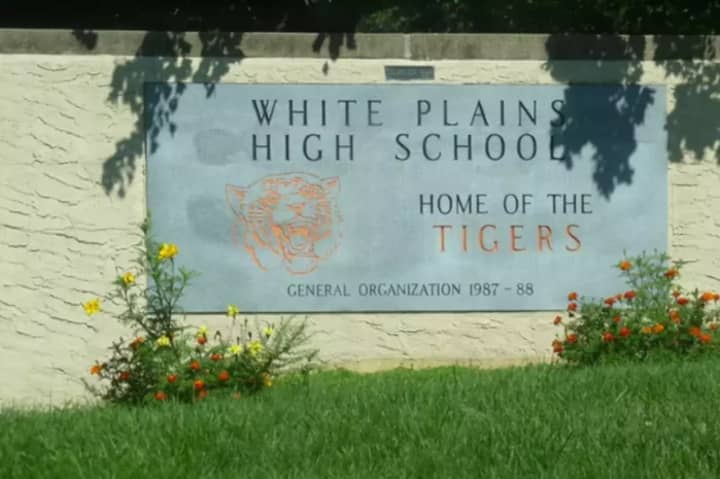 White Plains teachers are set to vote on a new contract.
