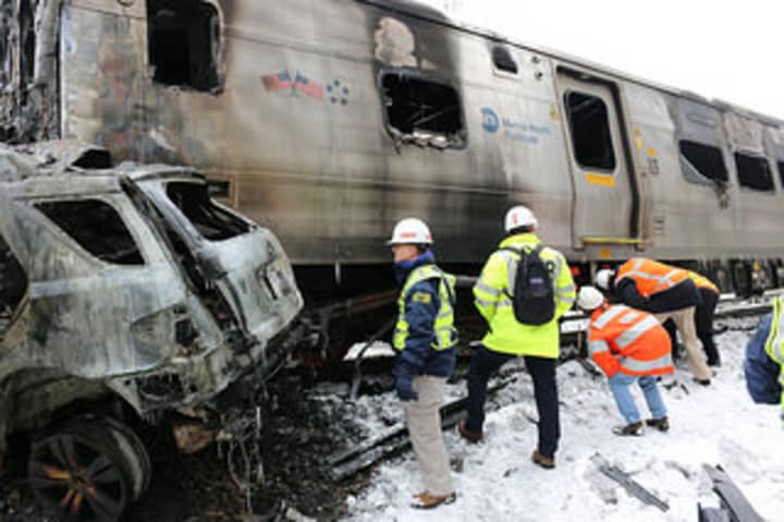The six victims of last week&#x27;s Metro-North crash suffered burns and blunt force injuries. 