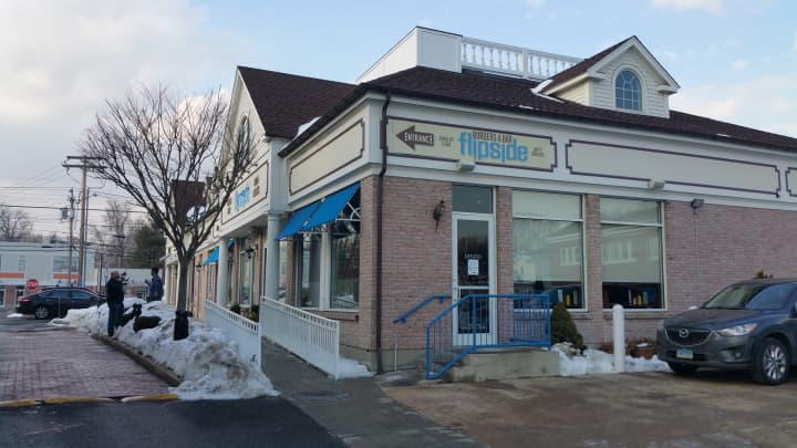 Flipside Burgers and Bar in Fairfield
