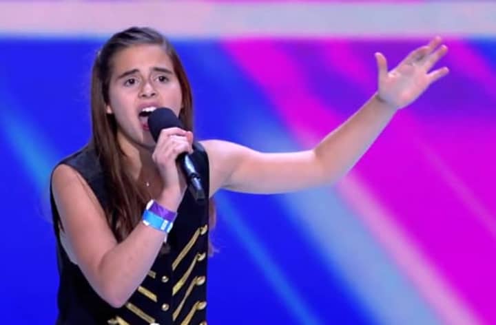 Mamaroneck teenager Carly Rose Sonenclar blew away judges, including Simon Cowell, on &quot;X Factor&quot; Thursday night. 
