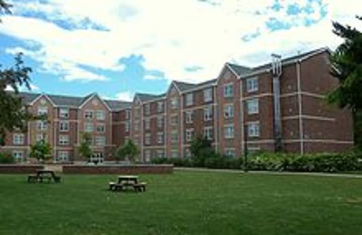 Fairleigh Dickinson University is in Teaneck, N.J.