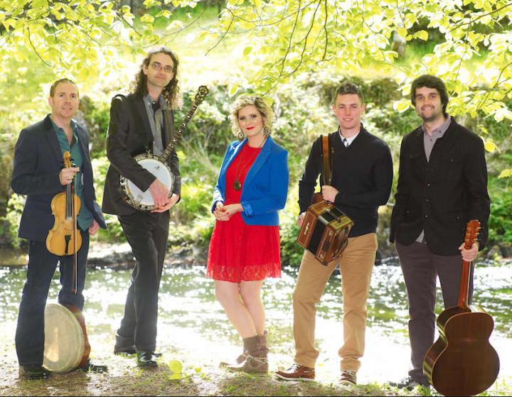 Caladh Nua will be at the Silvermine Arts Center in advance of St. Patricks Day.