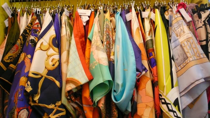 The history of Hermes scarves and how to fashionably tie them will be the focus of a lecture by a Chappaqua resident.