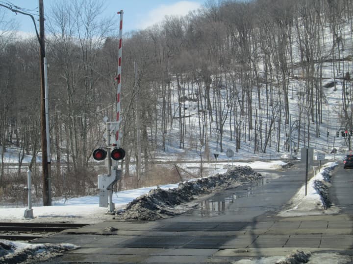 A Mount Vernon resident&#x27;s car got stuck on the tracks Saturday at the Roaring Brook railroad crossing.
