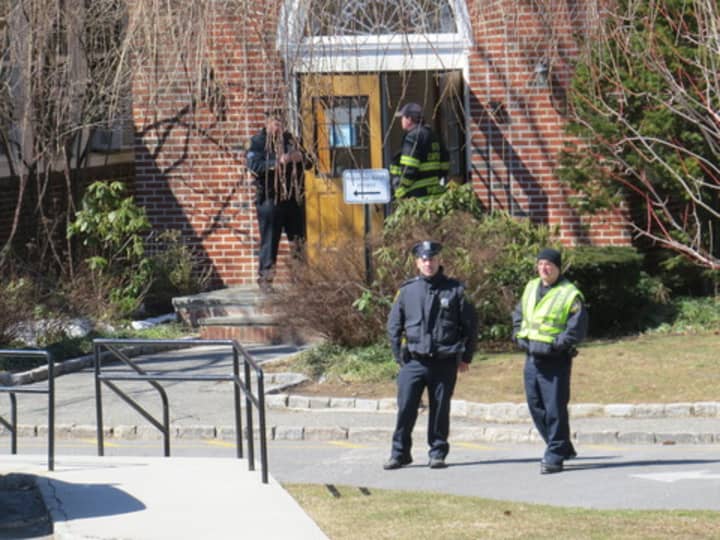 Scarsdale police had an assist from the Westchester County Bomb Squad as they swept the building following the threat.