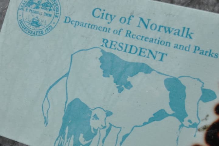 Resident passes are required for disposal of freon-containing appliances at the Norwalk Transfer Station starting April 1, 2015