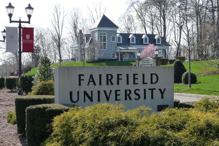 Five New Canaan residents were recently named to the Deans List at Fairfield University.
