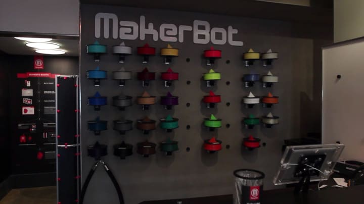 MakerBot, maker of 3D printers, announced it will close all three of its retail locations. 