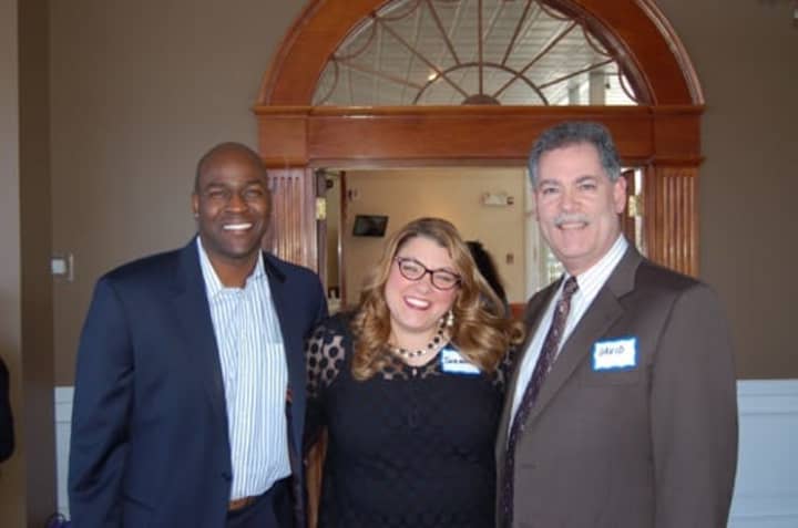 From left, Otis Livingston, master of ceremonies for Kickoff Event and Sports Anchor for WCBS-TV; Suzanne DAmico, HLAA Northeast Region Walk4Hearing coordinator; David Goldwasser, 2015 Westchester/Rockland Walk4Hearing chair.