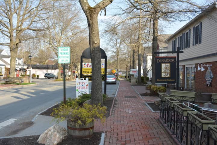 A proposed overhaul of Scotts Corners topped news in Pound Ridge last week. 