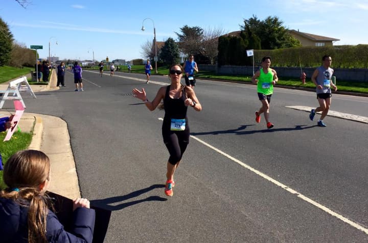 Norwalk&#x27;s Shannon Whipple runs during Sunday&#x27;s New Jersey Marathon. She won her age group with a personal best time of 3:18:25.
