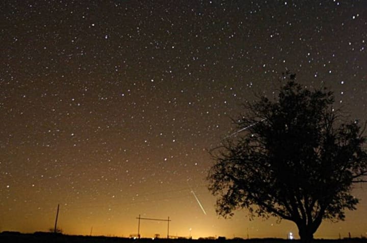 Remnants from Halley&#x27;s Comet&#x27;s tail will produce a meteor shower that could be visible from Westchester on Tuesday night. 