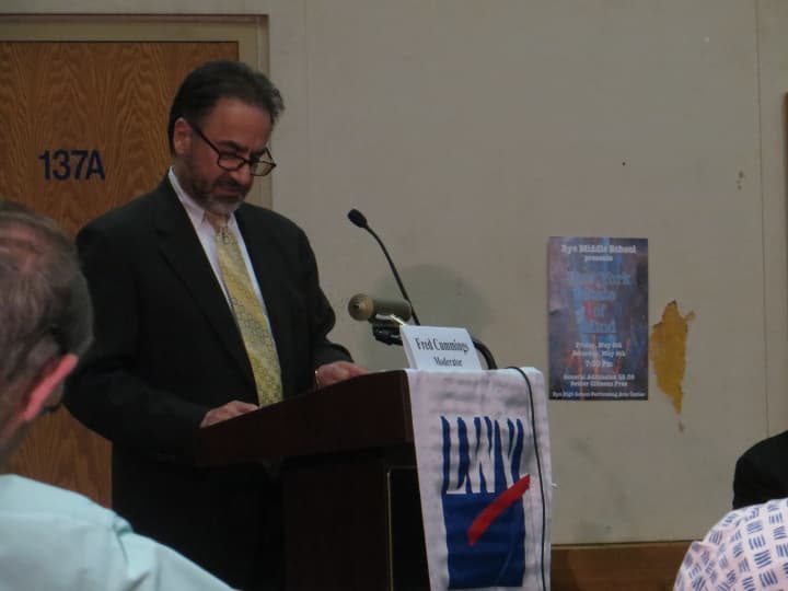Edward Kliszus, superintendent of the Port Chester-Rye Union Free School District, urges residents to send letters and emails to elected officials in support of full aid.