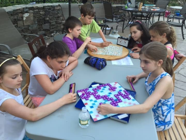 Nine fourth-graders from Fairfields North Stratfield Elementary School will be competing in the National School Scrabble Championships.