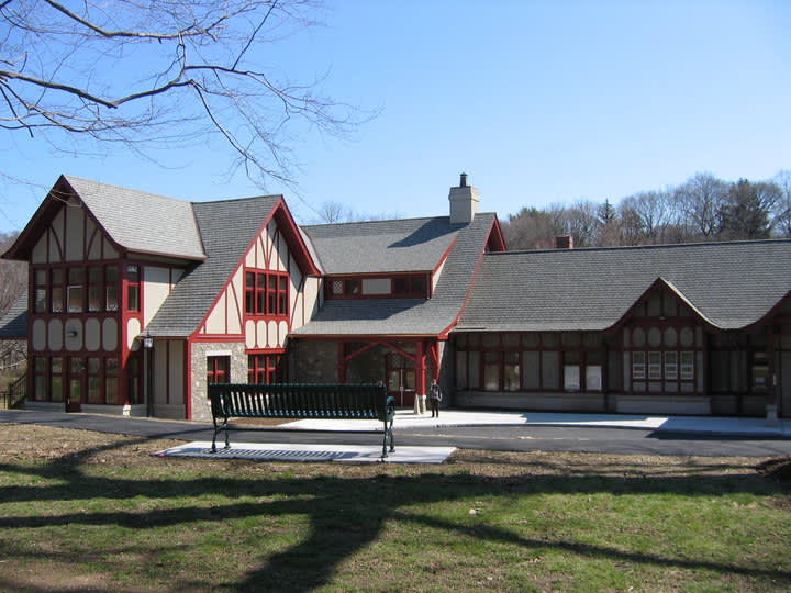 The Briarcliff Village Library will host a &quot;Walkable Westchester&quot; presentation on Thursday.