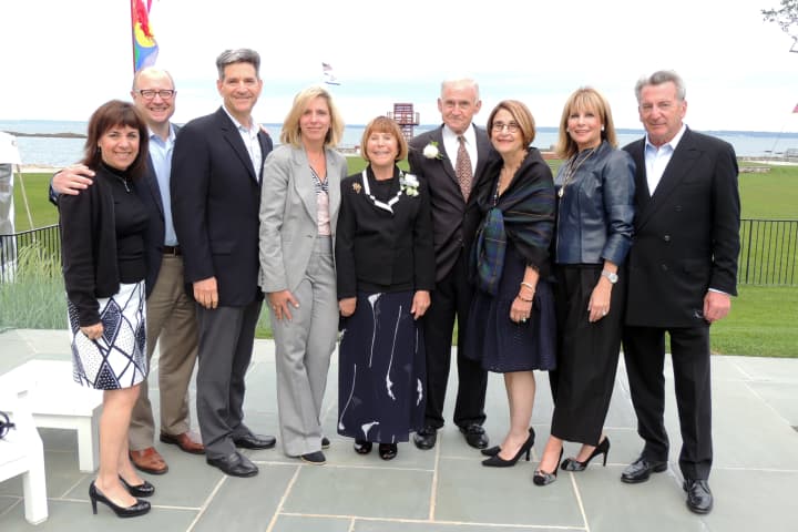 (L-R) Laurie and Stephen Girsky of Mamaroneck; Michael and Nancy Kanterman of Mamaroneck; Suzi and Martin Oppenheimer of Mamaroneck; Judith Hyman Darsky of Larchmont; and Sherry and Robert Wiener of Mamaroneck.