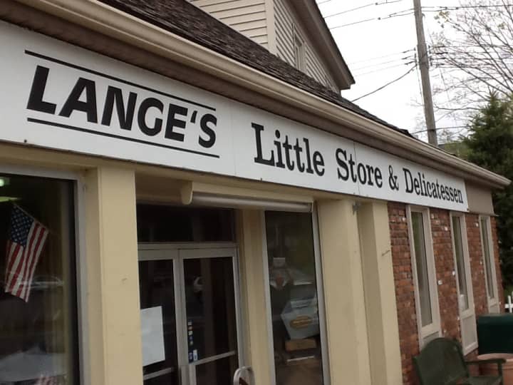 The Chappaqua-Millwood Chamber will host a workshop on customer service at Lange&#x27;s Little Store Deli.