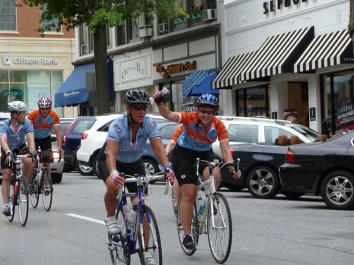 Greenwich police will participate in a three-day bicycle ride beginning in Boston and ending in Greenwich. It is a fundraiser to combat ALS or Lou Gehrig&#x27;s Disease.