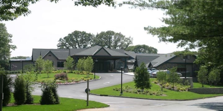 The Hampshire Country Club is located in Mamaroneck, N.Y.