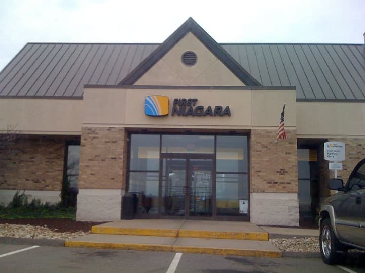 First Niagara Bank, in cooperation with the Red Cross, is helping Westchester County victims of Hurricane Sandy.