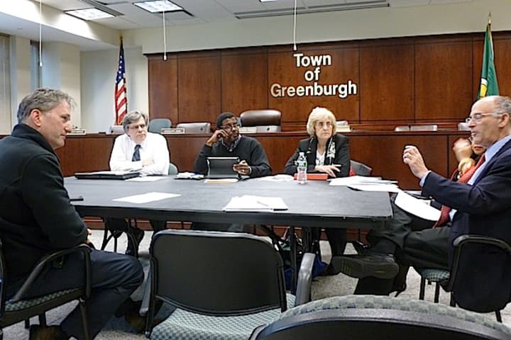 Greenburgh Public Works Deputy Commissioner Richard Fon, far left, listens to Town Supervisor Paul Feiner&#x27;s concerns on how to improve the town&#x27;s response to a crisis.