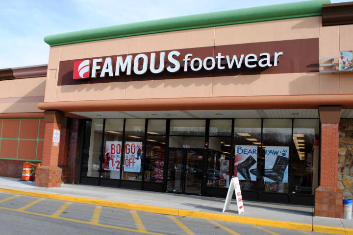 Famous Footwear held its grand opening in the Cortlandt Town Center on Saturday, Nov. 10. 