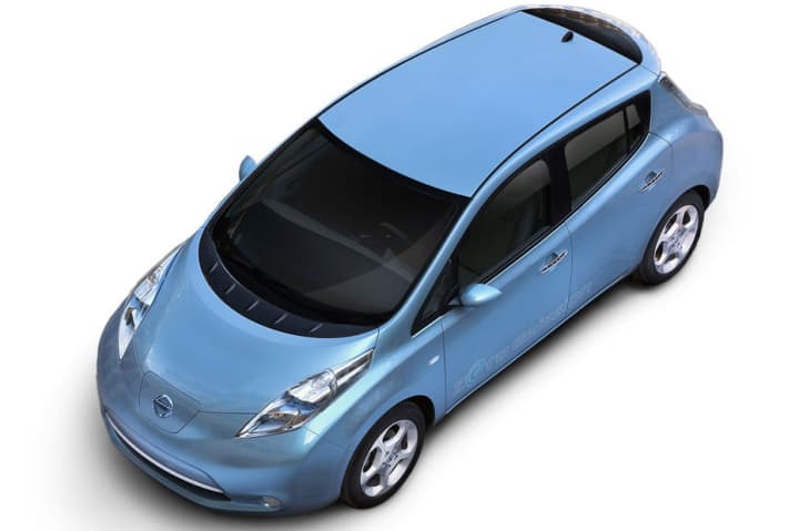 The Nissan Leaf will be available for a test drive at the Hudson Valley Hospital Center farmers&#x27; market. 