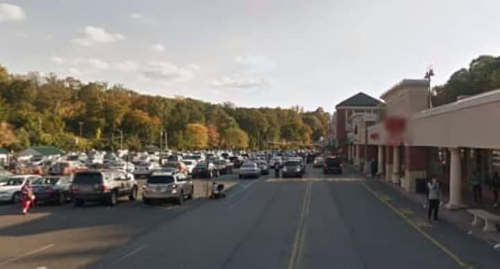The Town of Greenburgh and Urstadt Biddle Properties are still debating construction plans for the Midway Shopping Center.