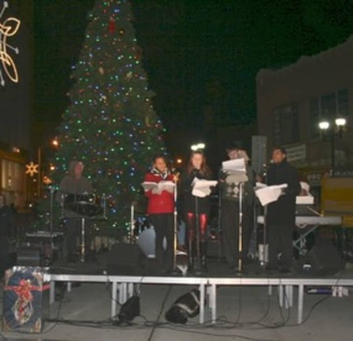 The City of Yonkers will ring in the Christmas season on Thursday with the annual tree-lighting ceremony in Getty Square.
